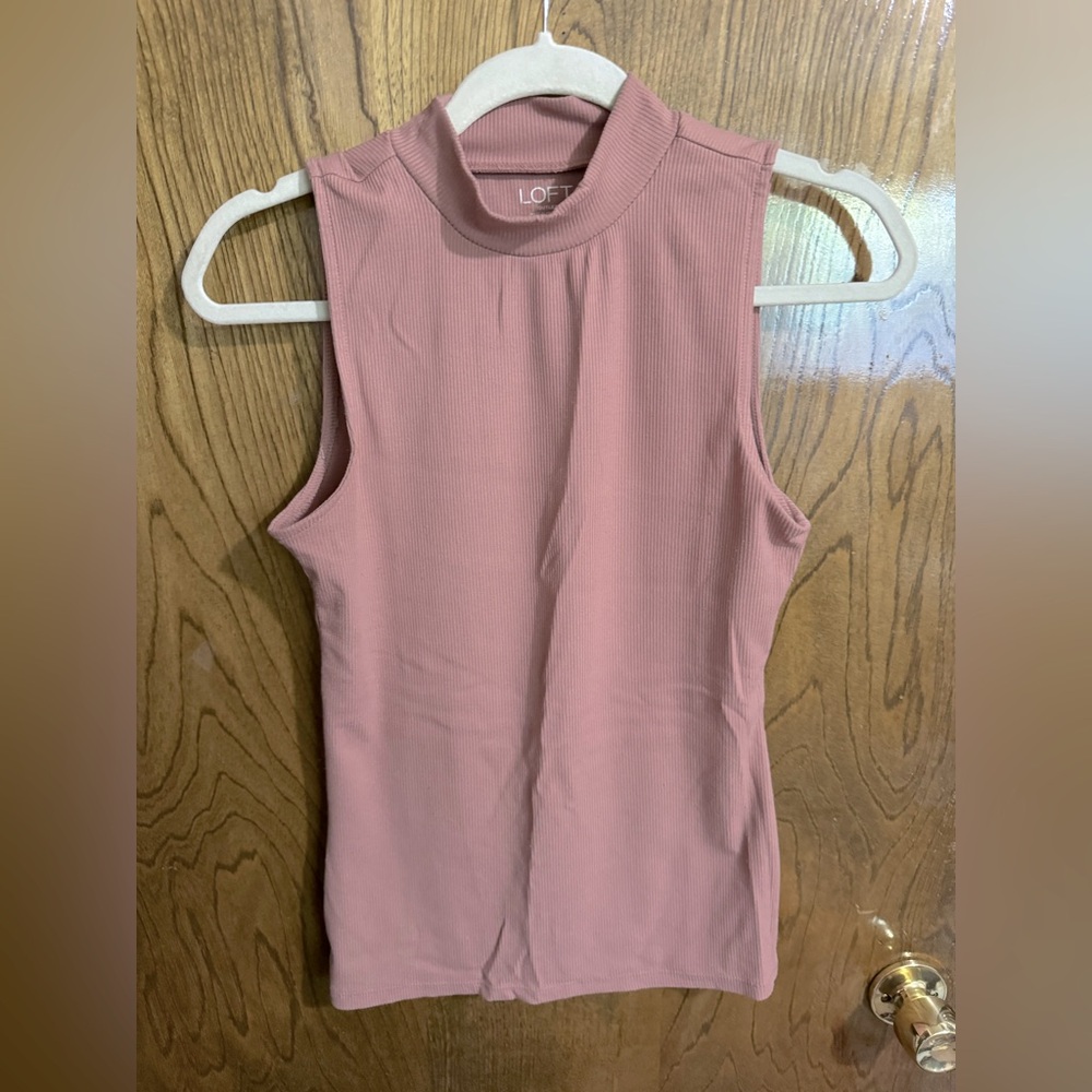 LOFT low turtle-neck sleeveless tank top